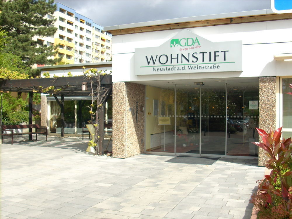 Gda Hotel Neustadt an der Weinstraße Exteriör bild